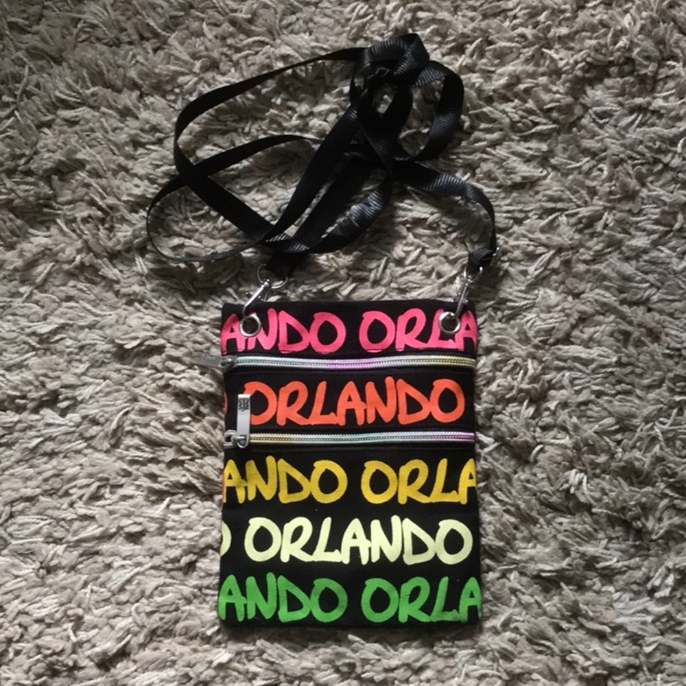 Orlando Graffiti Neck Wallet